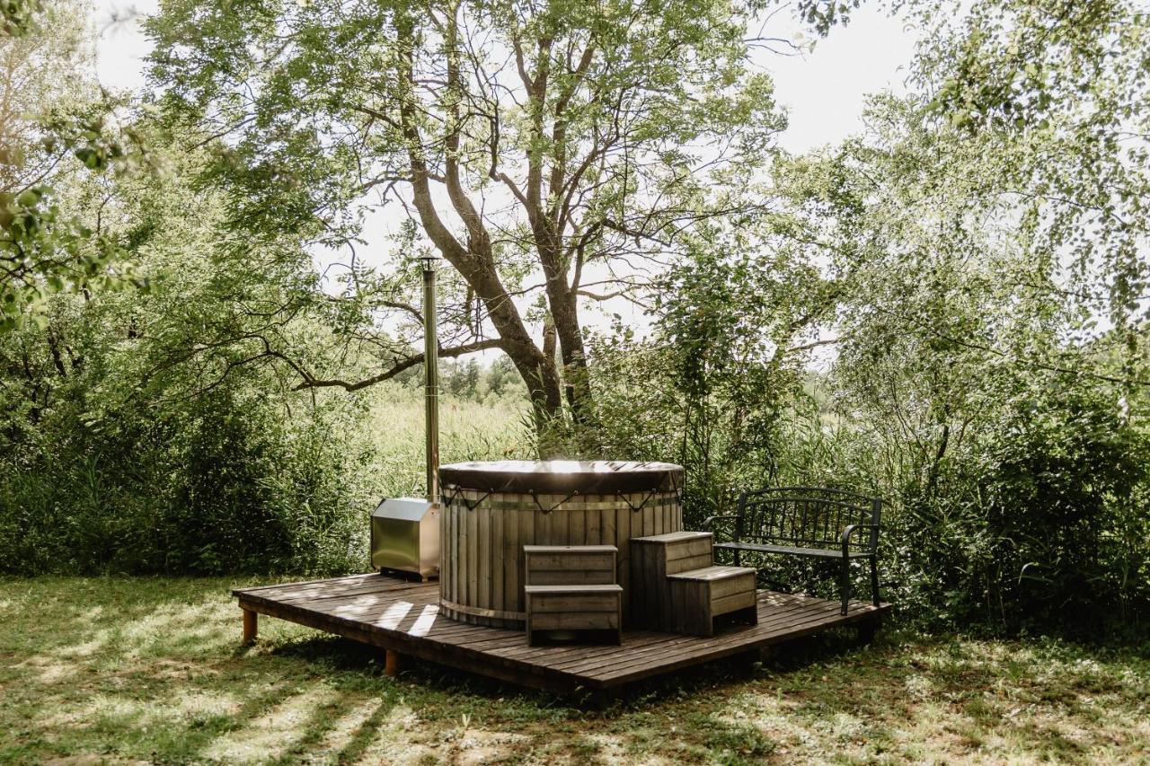 Berzu Namelis - Birch Cabin Kutsyuny Exterior photo